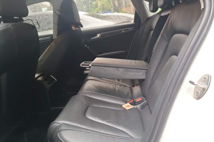 Used Audi A4L 2015 35 TFSI Automatic Comfort Model Left Rear Seat