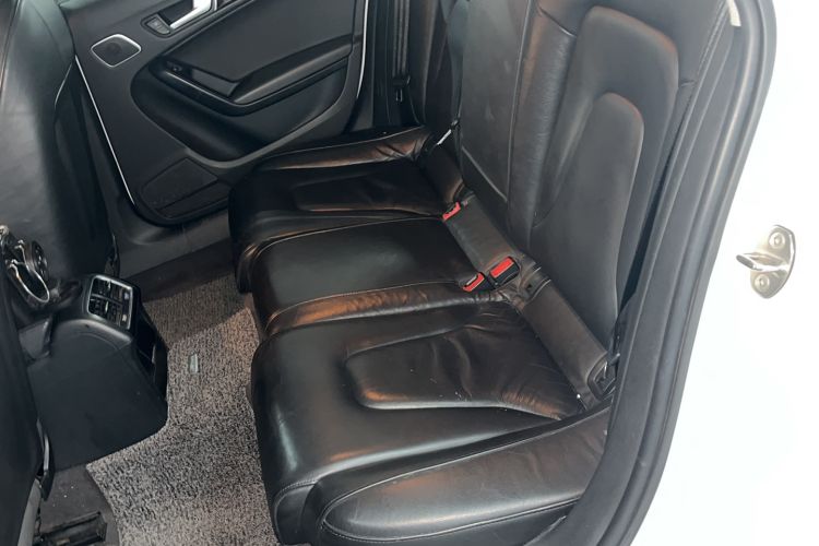 Used Audi A4L 2015 35 TFSI Automatic Comfort Model Left Rear Seat
