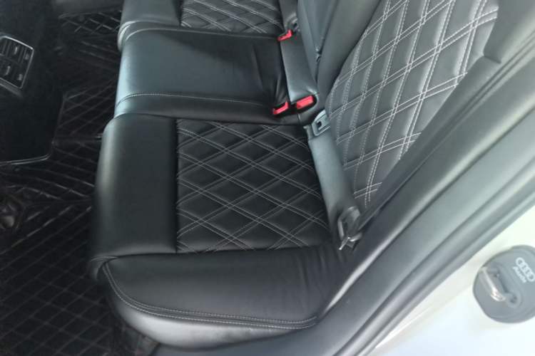 Used Audi A4L 2015 35 TFSI Automatic Standard Model Left Rear Seat