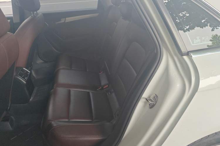 Used Audi A4L 2015 35 TFSI Automatic Standard Model Left Rear Seat