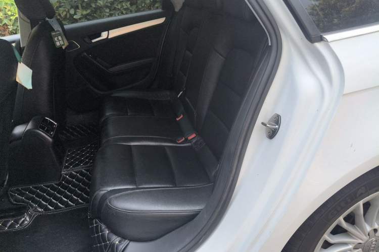 Used Audi A4L 2015 35 TFSI Automatic Comfort Model Left Rear Seat