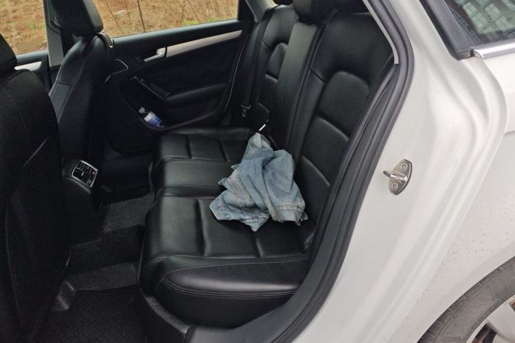 Used Audi A4L 2015 35 TFSI Automatic Standard Model Left Rear Seat