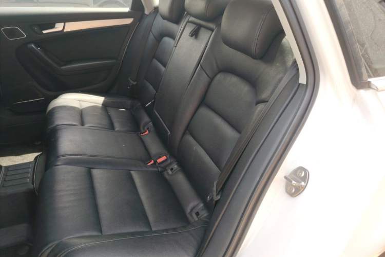 Used Audi A4L 2015 30 TFSI Automatic Comfort Model Left Rear Seat