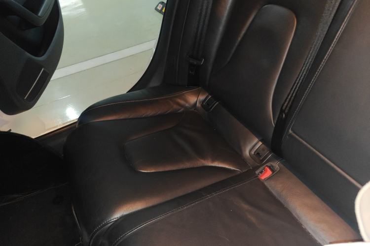 Used Audi A4L 2015 35 TFSI Automatic Comfort Model Left Rear Seat