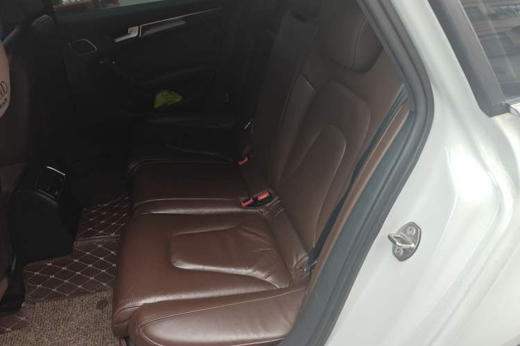 Used Audi A4L 2015 35 TFSI Automatic Comfort Model Left Rear Seat