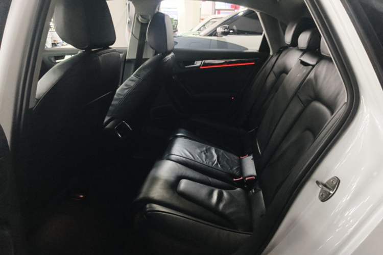 Used Audi A4L 2015 35 TFSI Automatic Comfort Model Left Rear Seat