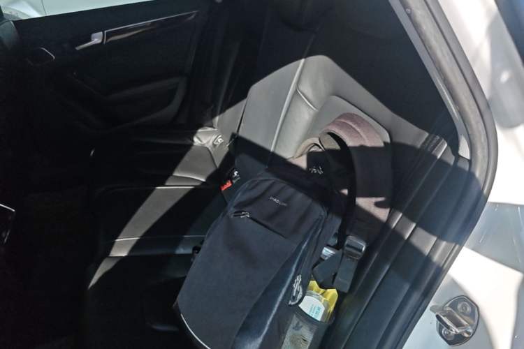 Used Audi A4L 2015 35 TFSI Automatic Comfort Model Left Rear Seat