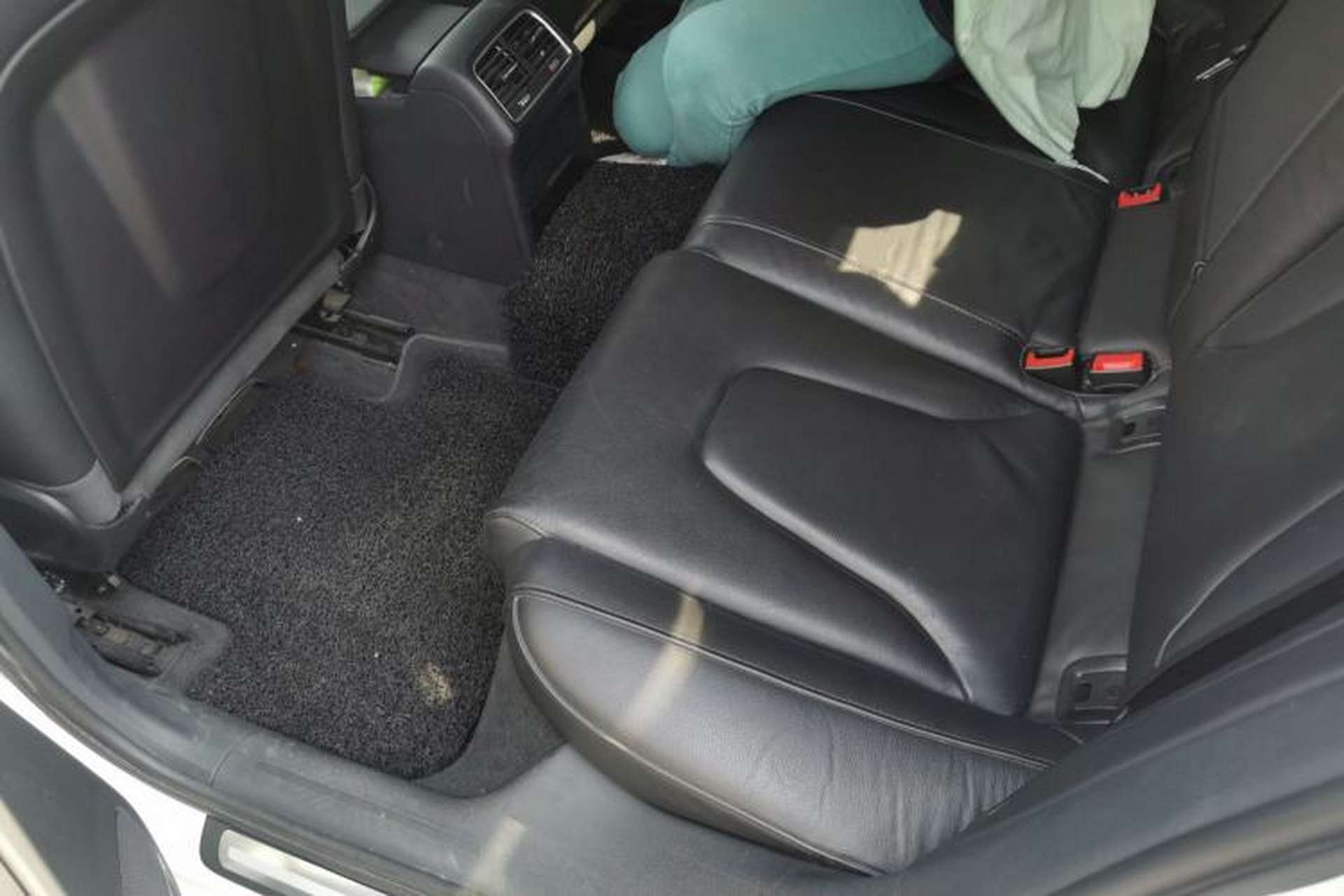 Used Audi A4L 2015 35 TFSI Automatic Comfort Model Left Rear Seat