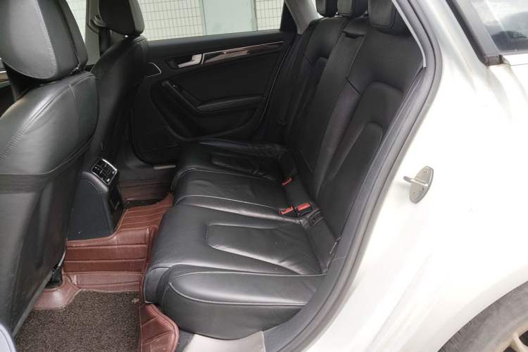 Used Audi A4L 2015 35 TFSI Automatic Comfort Model Left Rear Seat