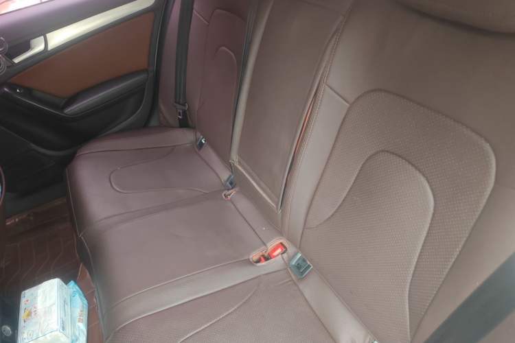 Used Audi A4L 2015 35 TFSI Automatic Standard Model Left Rear Seat