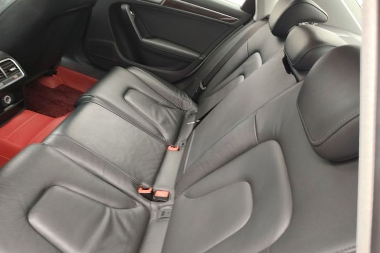 Used Audi A4L 2015 35 TFSI Automatic Comfort Model Left Rear Seat