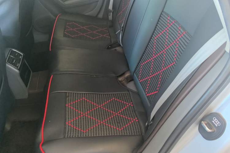 Used Audi A4L 2015 35 TFSI Automatic Standard Model Left Rear Seat