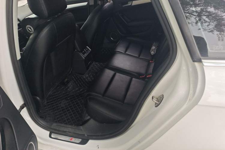 Used Audi A4L 2015 45 TFSI quattro Individual Sport Edition Left Rear Seat