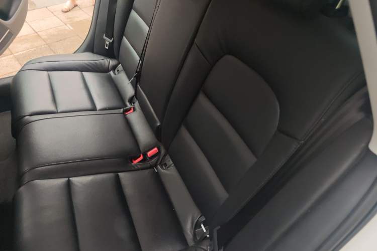 Used Audi A4L 2015 35 TFSI Automatic Standard Model Left Rear Seat