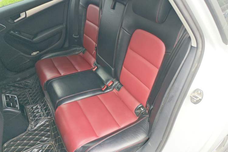 Used Audi A4L 2015 45 TFSI quattro Individual Sport Edition Left Rear Seat