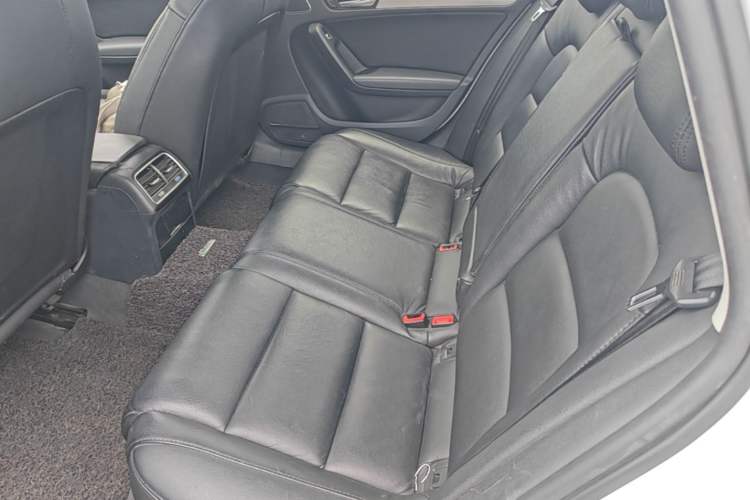 Used Audi A4L 2015 35 TFSI Automatic Standard Model Left Rear Seat