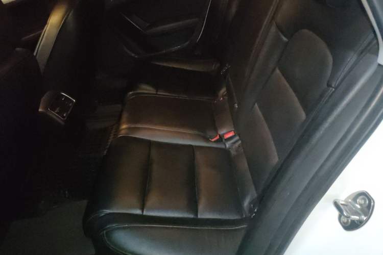 Used Audi A4L 2015 45 TFSI quattro Individual Sport Edition Left Rear Seat