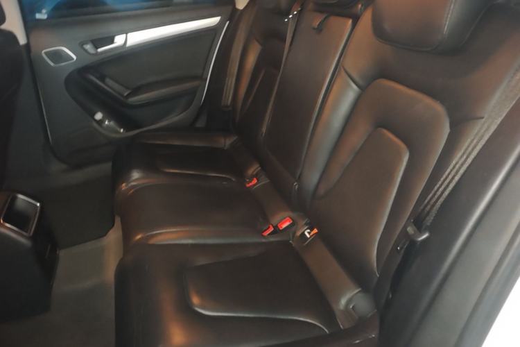 Used Audi A4L 2015 30 TFSI Automatic Comfort Model Left Rear Seat
