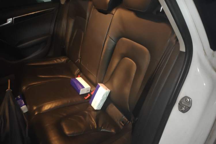 Used Audi A4L 2015 35 TFSI Automatic Comfort Model Left Rear Seat