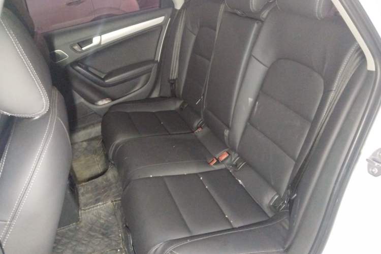 Used Audi A4L 2015 35 TFSI Automatic Standard Model Left Rear Seat