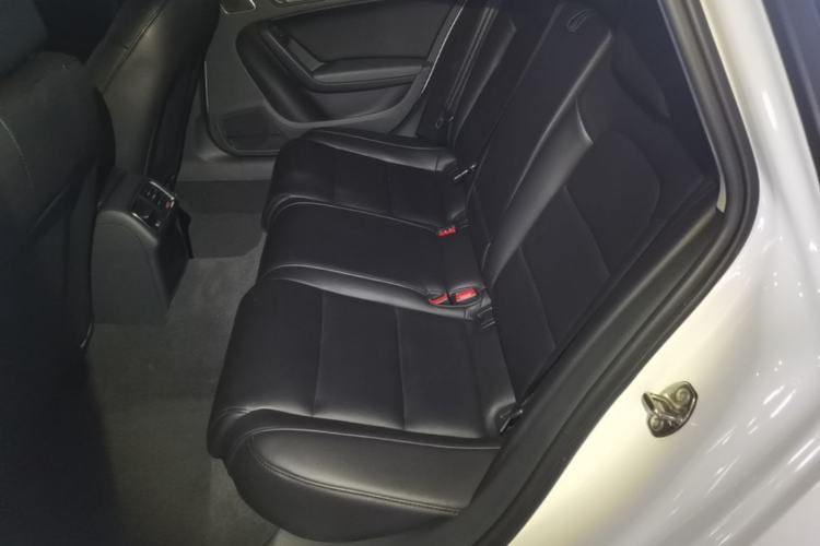 Used Audi A4L 2015 45 TFSI quattro Individual Sport Edition Left Rear Seat