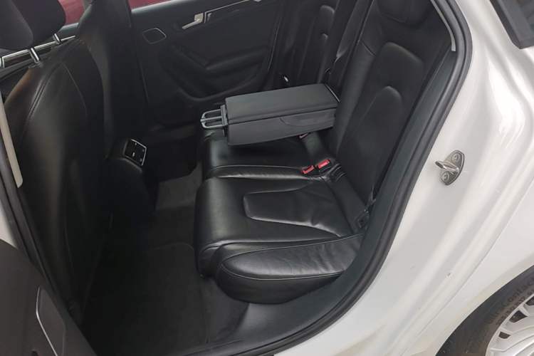 Used Audi A4L 2015 35 TFSI Automatic Comfort Model Left Rear Seat