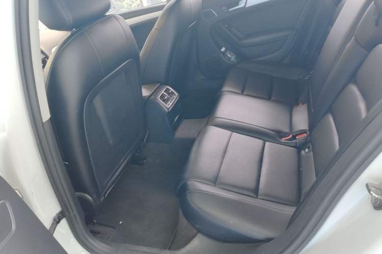 Used Audi A4L 2015 30 TFSI Automatic Comfort Model Left Rear Seat