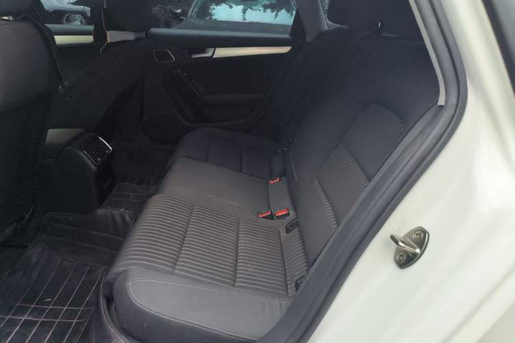 Used Audi A4L 2015 35 TFSI Automatic Standard Model Left Rear Seat