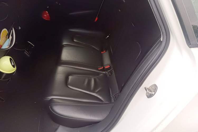 Used Audi A4L 2015 35 TFSI Automatic Comfort Model Left Rear Seat