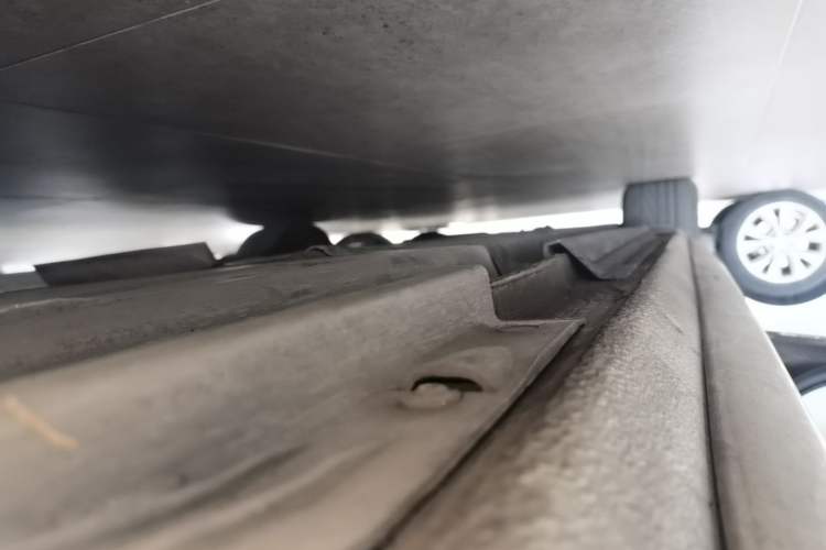 Used Audi A4L 2015 35 TFSI Automatic Standard Model Left Side Sill