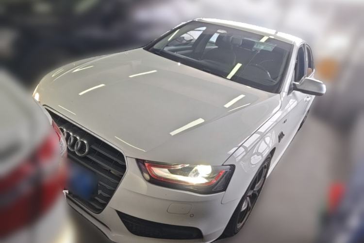 Used Audi A4L 2015 45 TFSI quattro Individual Sport Edition Guazi used car, China used car export, Used car for sale, Used cars, Cheapest cars for sale