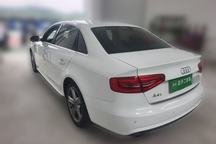 Used Audi A4L 2015 35 TFSI Automatic Comfort Model Rear Left 45 Deg
