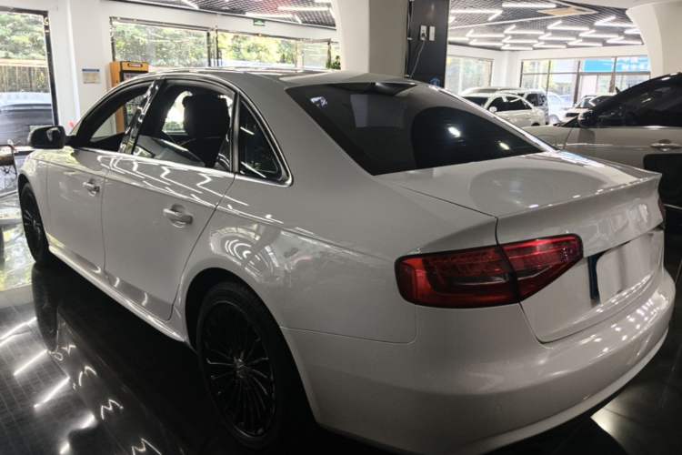 Used Audi A4L 2015 35 TFSI Automatic Comfort Model Rear Left 45 Deg