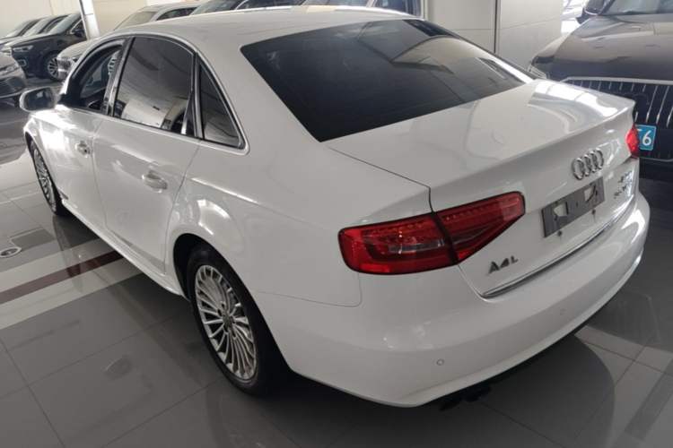 Used Audi A4L 2015 35 TFSI Automatic Comfort Model Rear Left 45 Deg