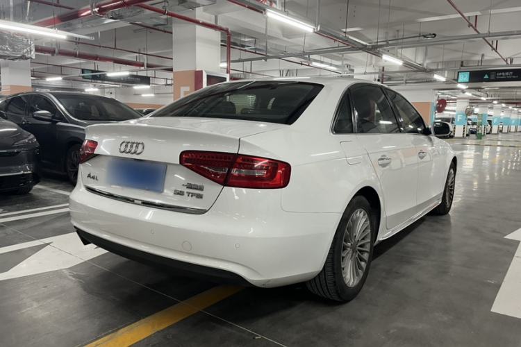 Used Audi A4L 2015 35 TFSI Automatic Comfort Model Rear Right 45 Deg