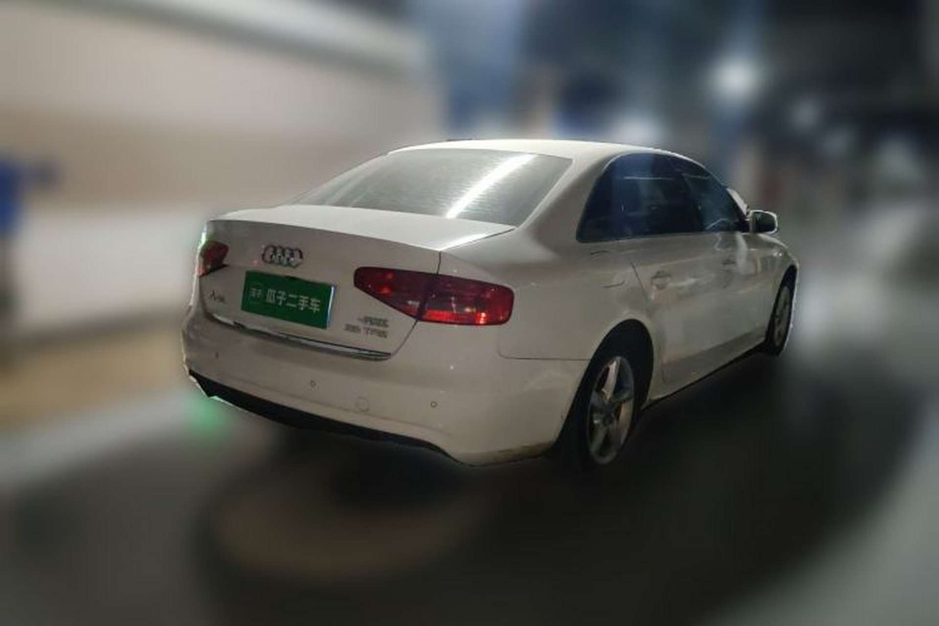 Used Audi A4L 2015 30 TFSI Automatic Comfort Model Rear Right 45 Deg
