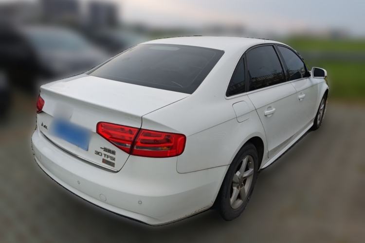 Used Audi A4L 2015 30 TFSI Automatic Comfort Model Rear Right 45 Deg