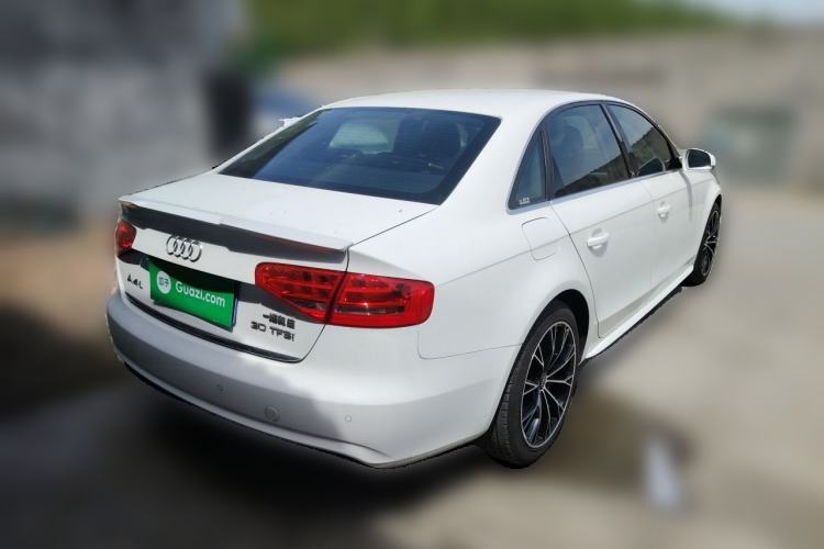 Used Audi A4L 2015 30 TFSI Automatic Comfort Model Rear Right 45 Deg