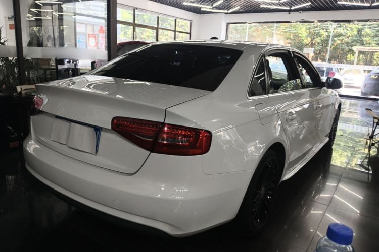Used Audi A4L 2015 35 TFSI Automatic Comfort Model Rear Right 45 Deg