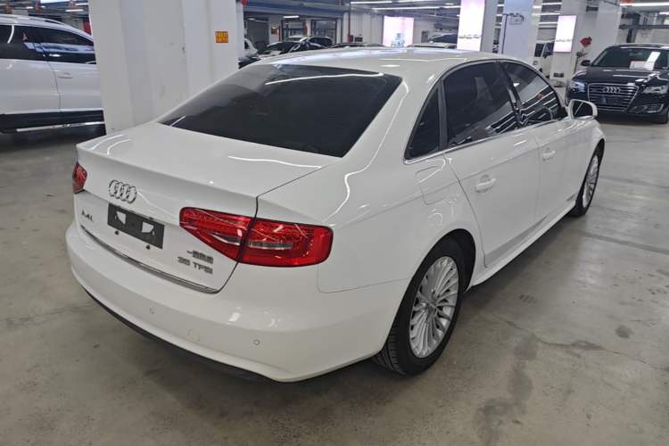 Used Audi A4L 2015 35 TFSI Automatic Comfort Model Rear Right 45 Deg