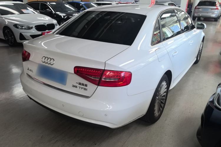 Used Audi A4L 2015 35 TFSI Automatic Comfort Model Rear Right 45 Deg