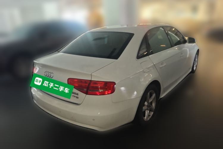 Used Audi A4L 2015 30 TFSI Automatic Comfort Model Rear Right 45 Deg