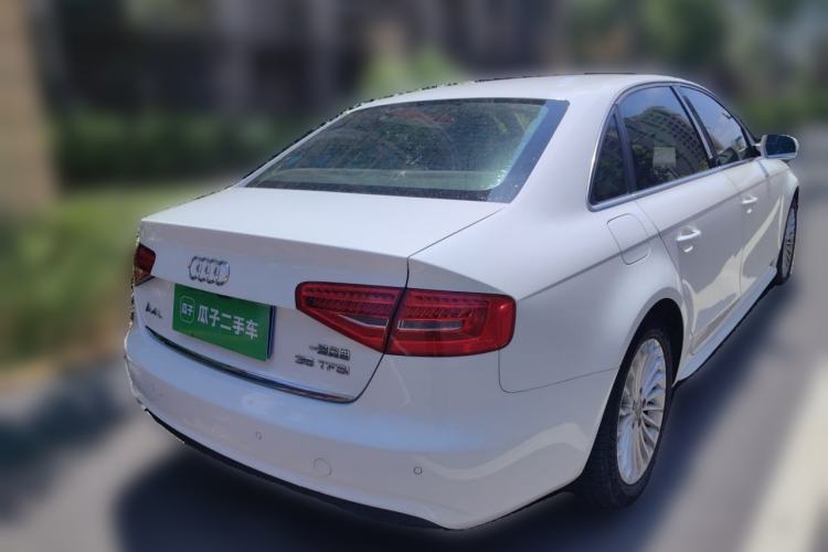 Used Audi A4L 2015 35 TFSI Automatic Comfort Model Rear Right 45 Deg