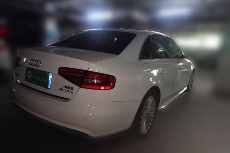 Used Audi A4L 2015 35 TFSI Automatic Comfort Model Rear Right 45 Deg