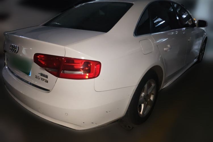 Used Audi A4L 2015 30 TFSI Automatic Comfort Model Rear Right 45 Deg