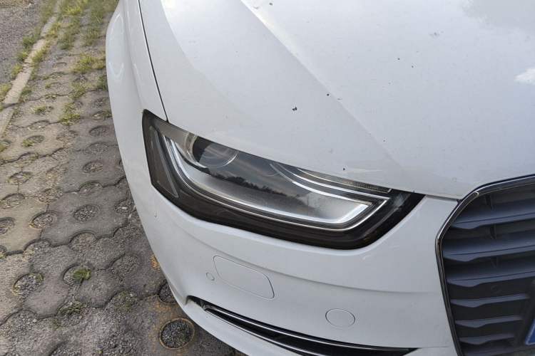 Used Audi A4L 2015 35 TFSI Automatic Comfort Model Right Front Headlight