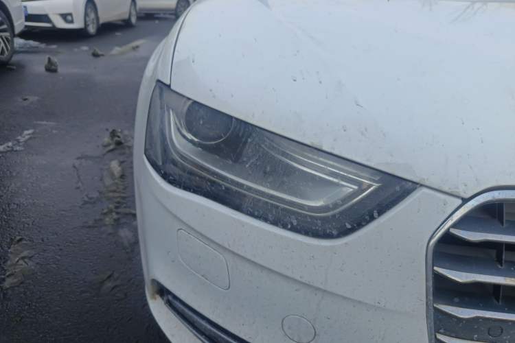 Used Audi A4L 2015 35 TFSI Automatic Comfort Model Right Front Headlight