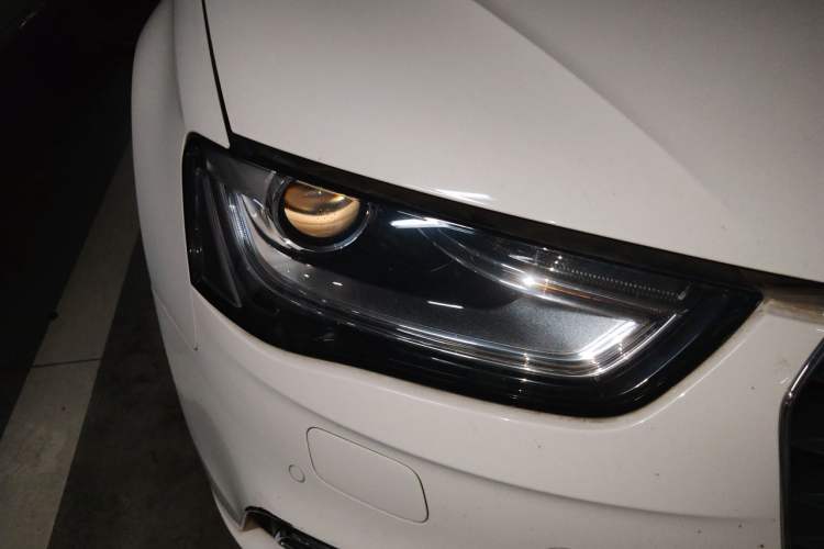 Used Audi A4L 2015 35 TFSI Automatic Technology Model Right Front Headlight