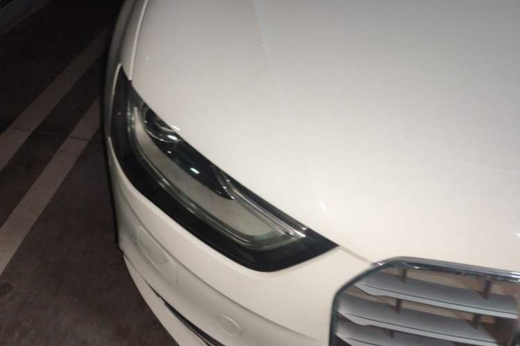 Used Audi A4L 2015 35 TFSI Automatic Standard Model Right Front Headlight