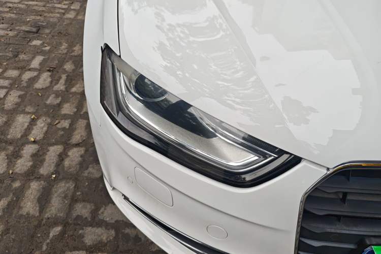 Used Audi A4L 2015 35 TFSI Automatic Standard Model Right Front Headlight
